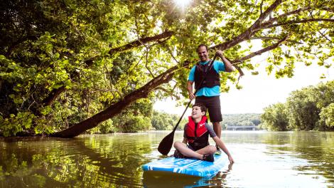 Aventura em stand-up paddle no lago Springfield