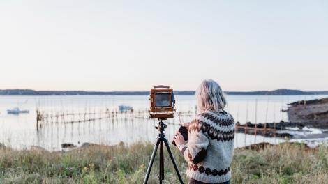 Photographer capturing the natural beauty along Maine’s coast