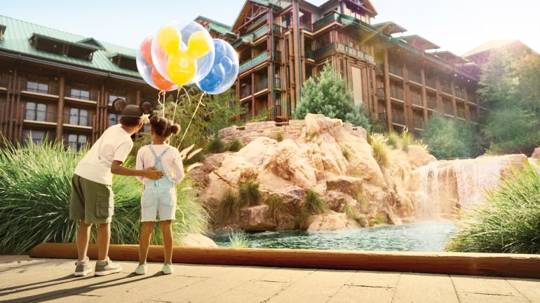 迪士尼原野旅馆 (Disney’s Wilderness Lodge) 的铜溪别墅小屋 (Copper Creek Villas & Cabins) 迪士尼原野旅馆 (Disney’s Wilderness Lodge) 的铜溪别墅小屋 (Copper Creek Villas & Cabins)