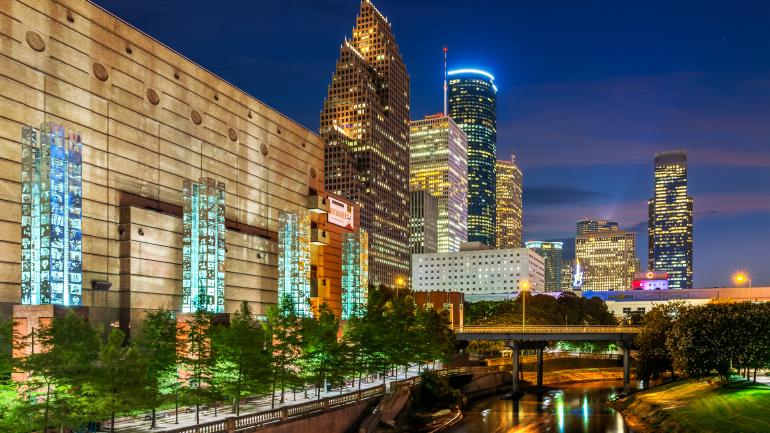 버팔로 바이유 전경과 휴스턴의 야경