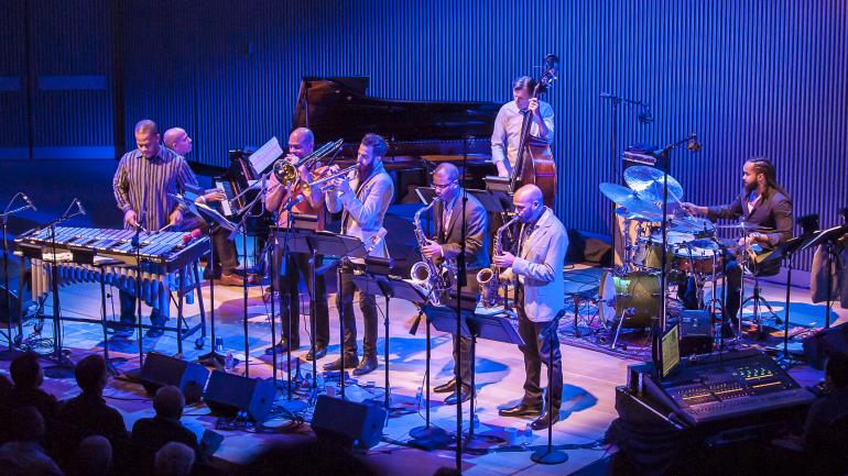 在世界各地巡回演出的 SFJAZZ Collective 组合 在世界各地巡回演出的 SFJAZZ Collective 组合