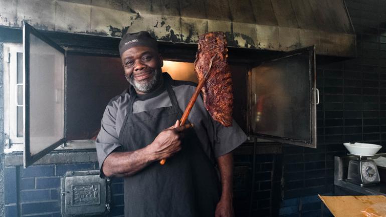 Vicki's BBQ 餐厅的牛排 Vicki's BBQ 餐厅的牛排