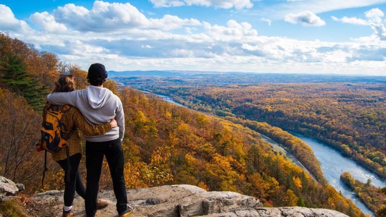 Gorgeous views of the Delaware Water Gap and Mt. Tammany from a hike in the Lehigh Valley, Pennsylvania