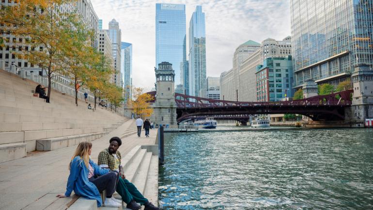 Relaxing along the River Walk in Chicago