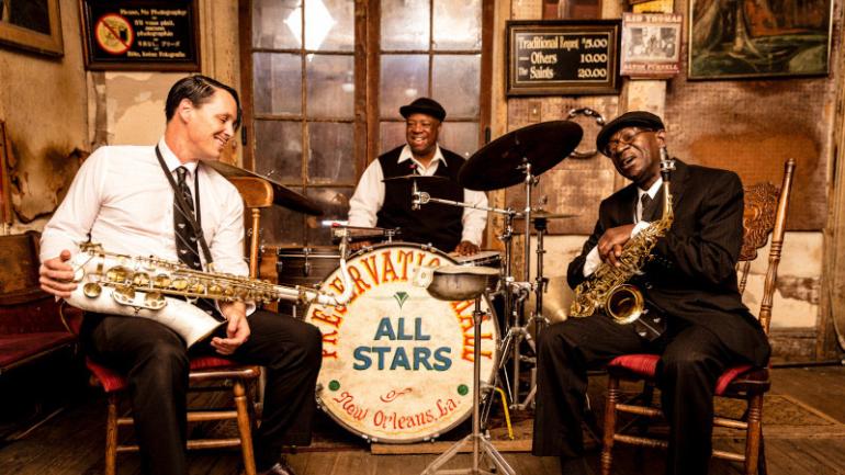프리저베이션 홀의 하우스 밴드 프리저베이션 올스타스의 공연