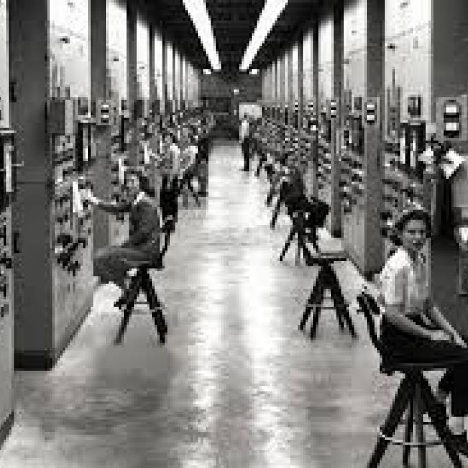 田纳西州诺克斯维尔附近的橡树岭国家实验室 (Oak Ridge National Laboratory) 田纳西州诺克斯维尔附近的橡树岭国家实验室 (Oak Ridge National Laboratory)