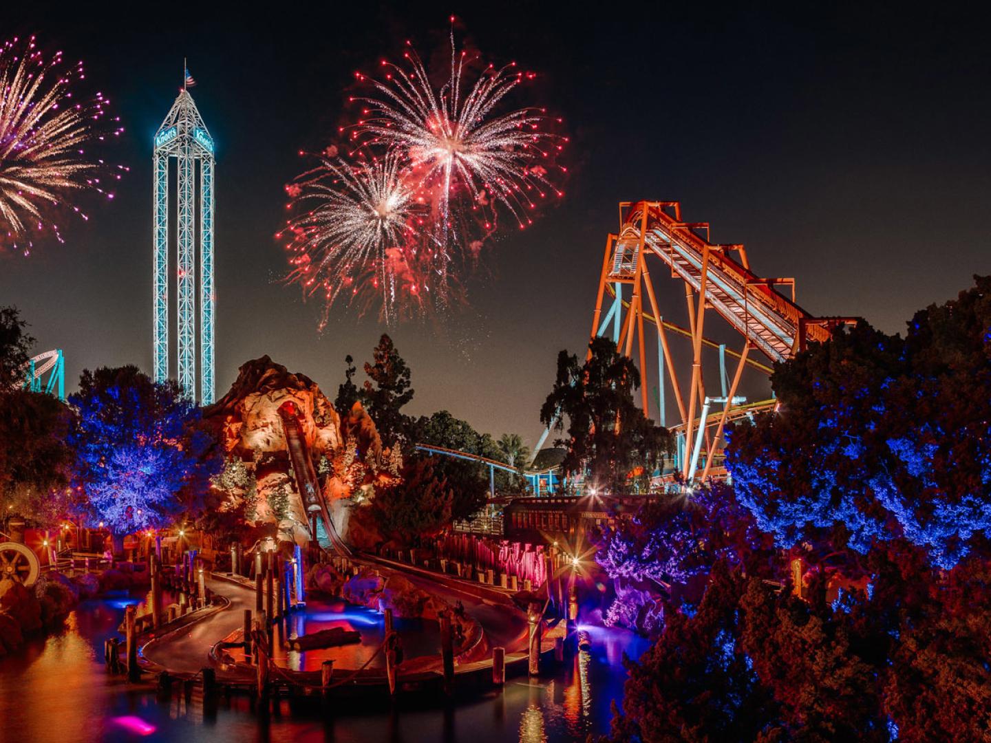 Feuerwerk am 4. Juli auf der Knott’s Berry Farm
