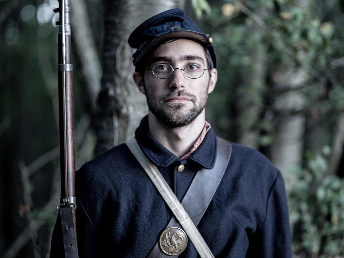 Darsteller im Kostüm bei der Nachstellung des Van Raalte Civil War Muster in Holland, Michigan