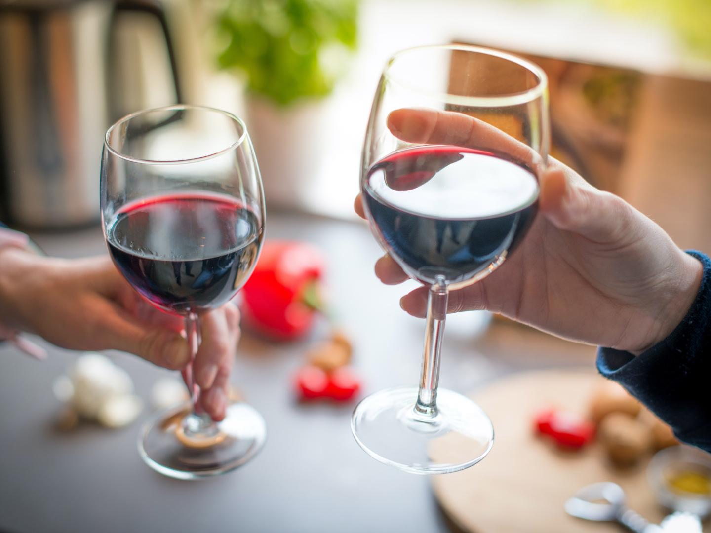 Weinprobe beim Wine Walk in Visalia, Kalifornien