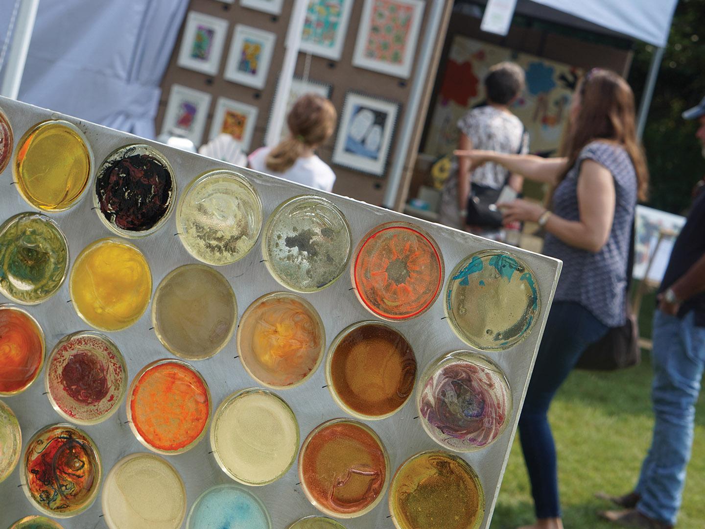 Die Crystal Lake Park Art Fair in Champaign, Illinois