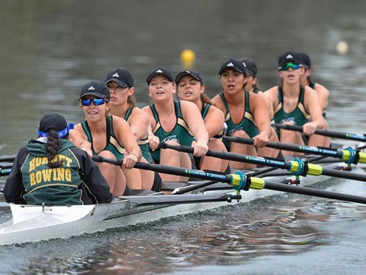 Wettkampfteilnehmer der Head of the American Regatta in Rancho Cordova, Kalifornien