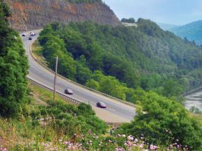 Driving the mountain roads of Route 6 in Northern Pennsylvania