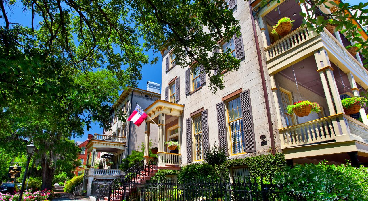 The Regency-Italianate-style Gastonian Inn, built in 1868