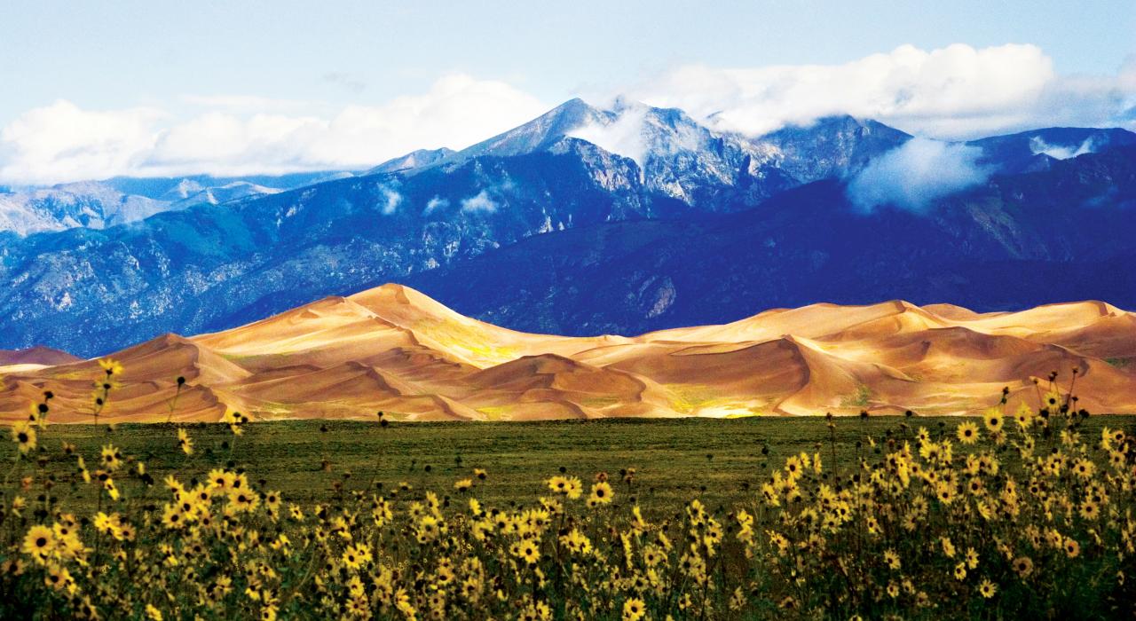Breathtaking views along the Los Caminos Antiguos Colorado Scenic Byway