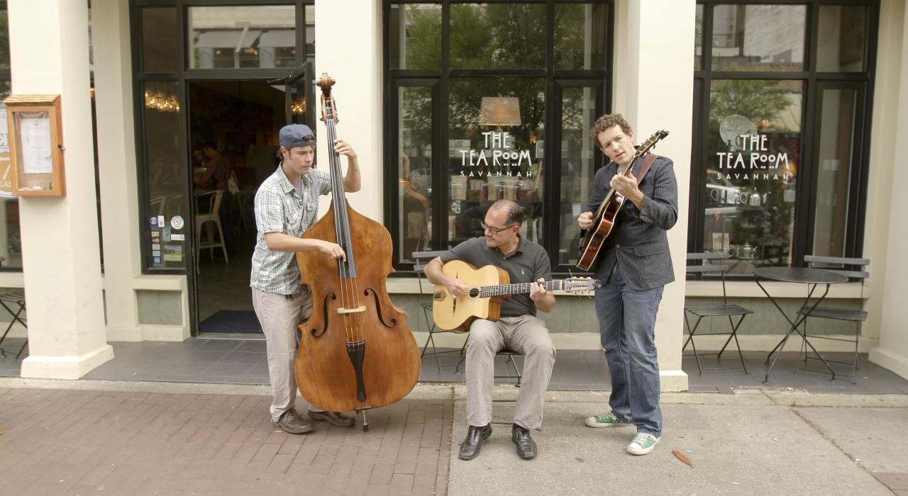 Street musicians play in Savannah, Georgia
