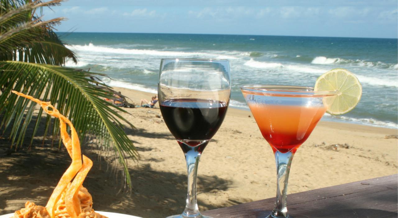 Cena junto al mar con las delicias del restaurante Tamboo