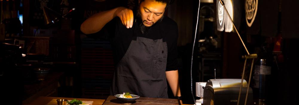 Ramen Tatsu-ya 主厨在德克萨斯州奥斯汀制作美食